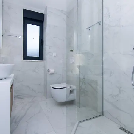 Apartament 23 B Heated Pool *