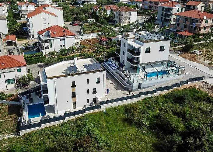 23 B Heated Pool Apartamento *