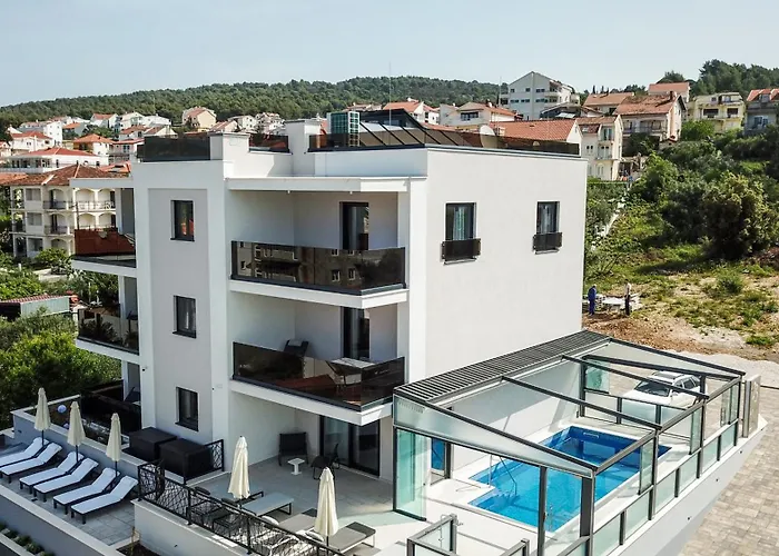 23 B Heated Pool Apartamento