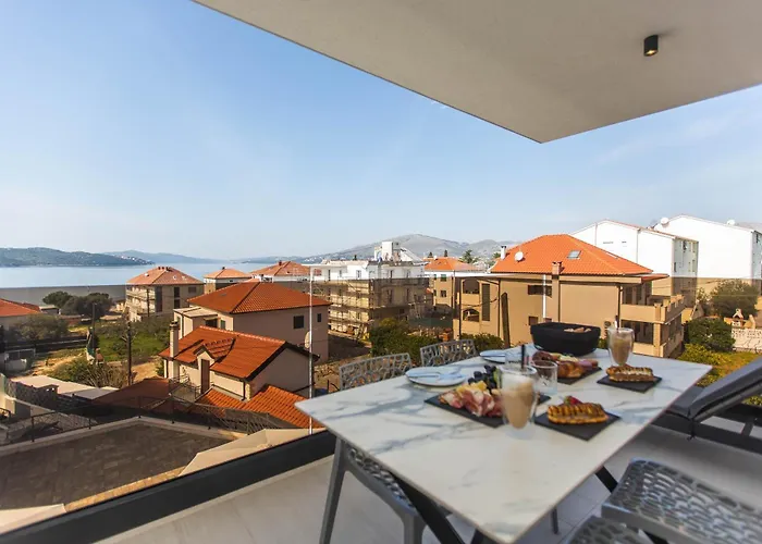 Apartamento 23 B Heated Pool Trogir