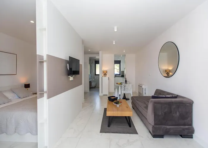 Apartamento 23 B Heated Pool Trogir