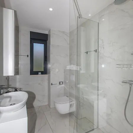 Lägenhet 23 B Heated Pool *